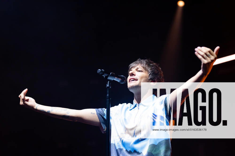 Louis Tomlinson performs at a sold out Margaret Court Arena on July 25, 2022 in Melbourne, Australia. - ZUMAp121 1013398816st