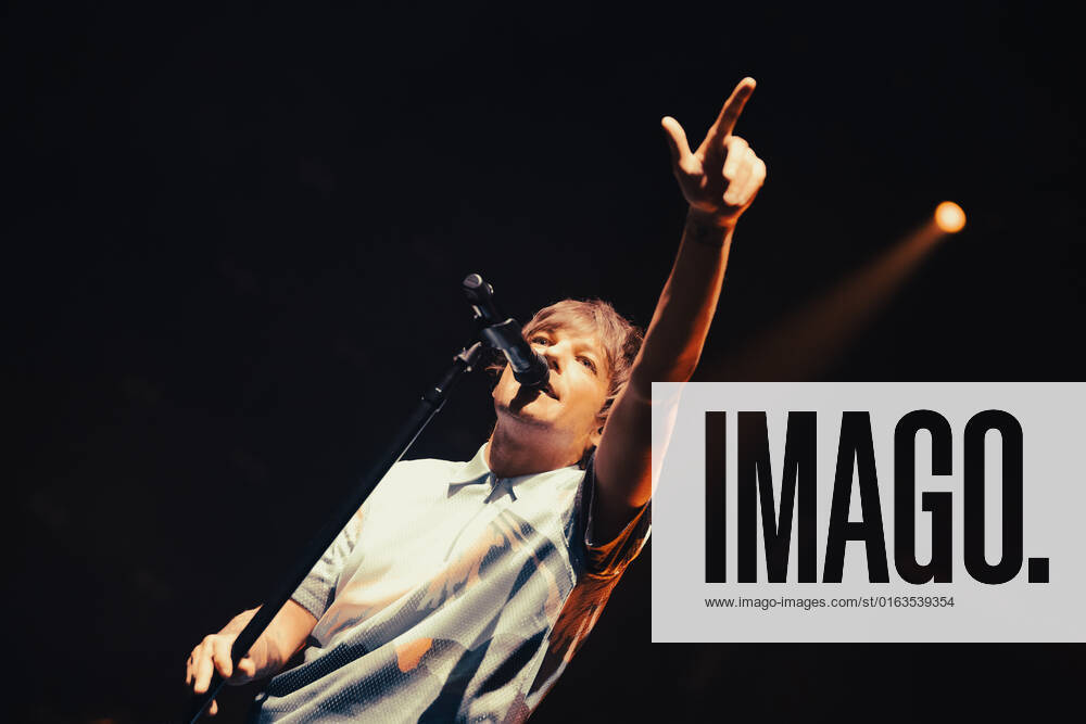 Louis Tomlinson performs at a sold out Margaret Court Arena on July 25, 2022 in Melbourne, Australia. - ZUMAp121 1013398867st