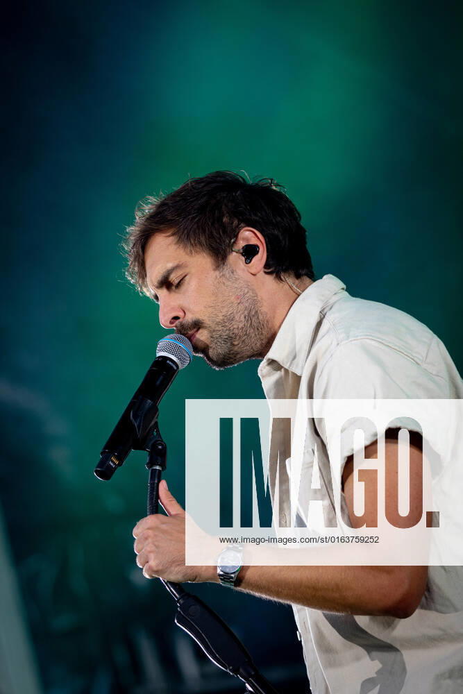The singer songwriter Max Giesinger performs on Tuesday 26 07 22 in the castle Eyrichshof in Ebern district Haßberge in front of about 3000 visitors