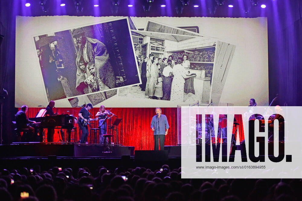 The Spanish singer-songwriter and poet Joan Manuel Serrat (78), performs at Jardines de Terramar in Sitges, before 2100 people with a Sold Out at the box office in one of the concerts that is part of his tour of farewell, The vice of singing, 1965-2022 Sitges Spain - ZUMAs197 20220729_zaa_s197_200