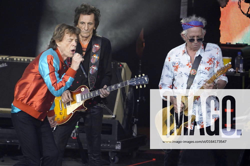 Mick Jagger, Ron Wood and Keith Richards of the Rolling Stones live at the final concert of the Sixty Tour at the Waldbühne Berlin, 03 08 2022 Foto:xT.xBartillax xFuturexImage
