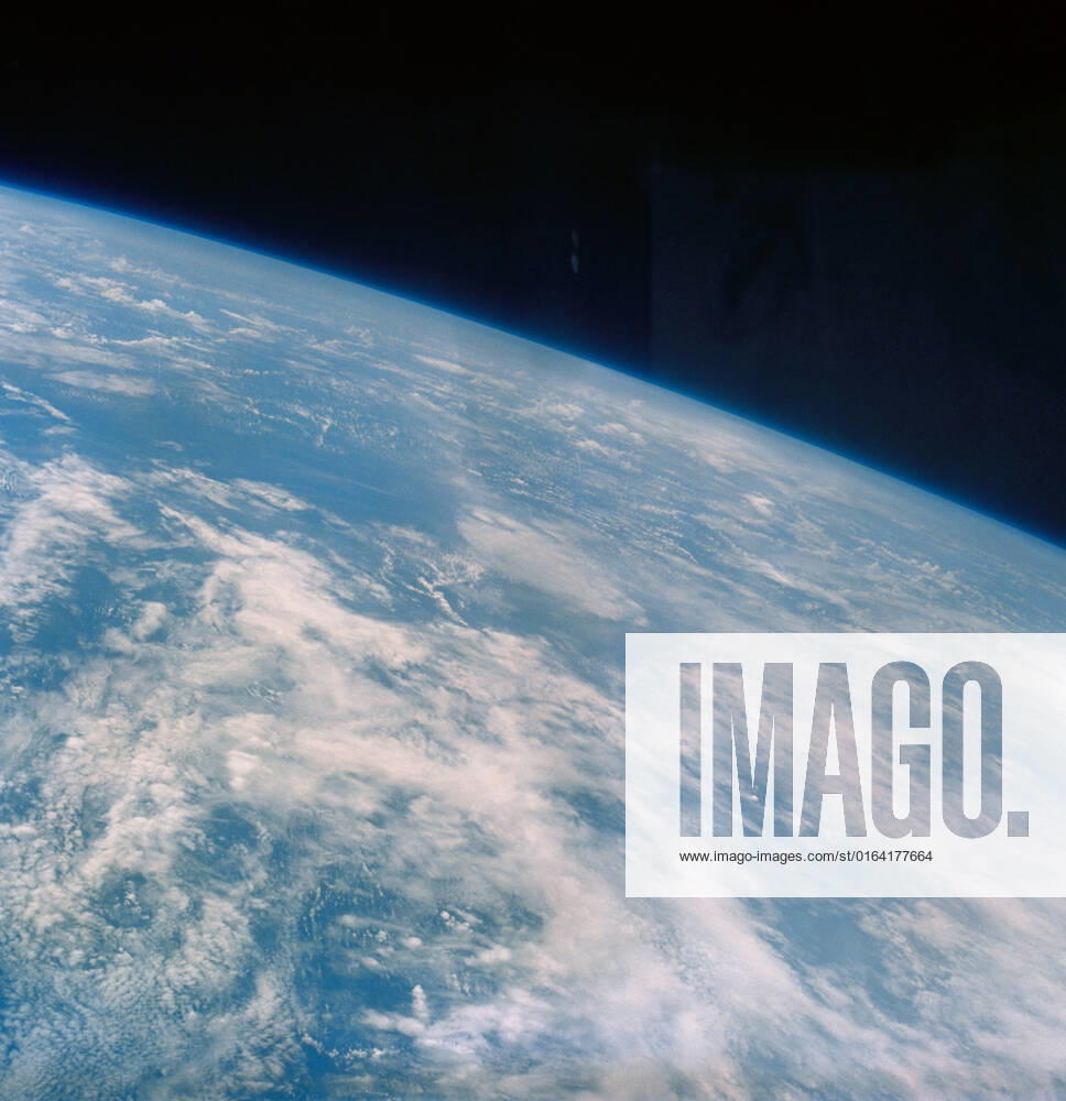 S63-06428 (15-16 May 1963) --- Photograph taken south of Hawaii near 12N. 166W, by astronaut L. Gordon Cooper Jr., during his 22-orbit Mercury-Atlas 9 (MA-9) spaceflight.