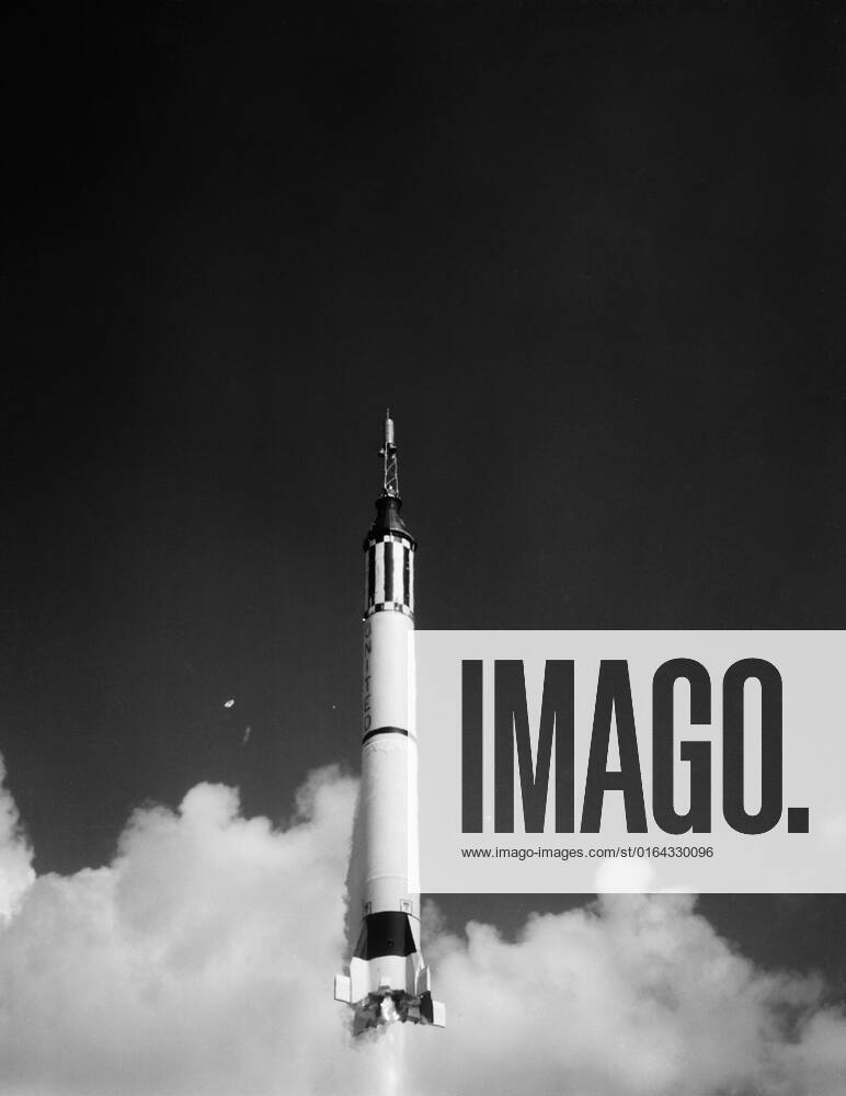 S61-02409 (5 May 1961) --- Launching of the Mercury-Redstone 3 (MR-3) rocket from Cape Canaveral on astronaut Alan B. Shepard s suborbital mission.
