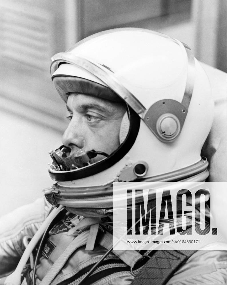 S61-02775 (5 May 1961) --- Close-up view of astronaut Alan B. Shepard Jr. in his pressure suit, with helmet opened, for the Mercury-Redstone 3 (MR-3) flight, the first American manned spaceflight.