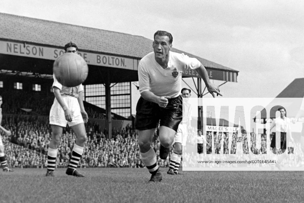 Nathaniel Lofthouse (Bolton) - Antritt - Fußball Herren English First Division 1955 1956, 1. Englische Liga, Bolton Wanderers, Vneg, Vsw Einzelbild Burnden Park Bolton Dynamik,