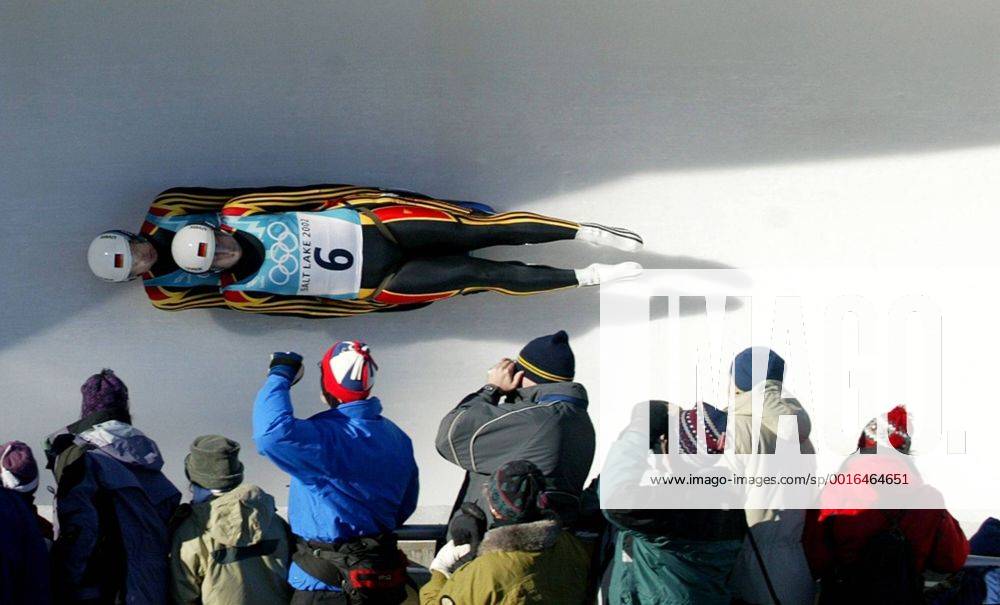 Feb. 15, 2002 - U.S. - KRT SPORTS STORY SLUGGED: OLY-LUGE KRT PHOTOGRAPH BY MERI SIMON SAN JOSE MERCURY NEWS (February 15) PARK CITY, UT-- The German mens two-man luge team of Patric-Fritz Leitner and Alexander Resch take their second run in Olympic competition at Utah Olympic Park in Park City, Utah, Friday February 15, 2002. (SJ) NC KD BL 2002 (Horiz) (lde) News Archive - Feb. 15, 2002 - ZUMAm67
