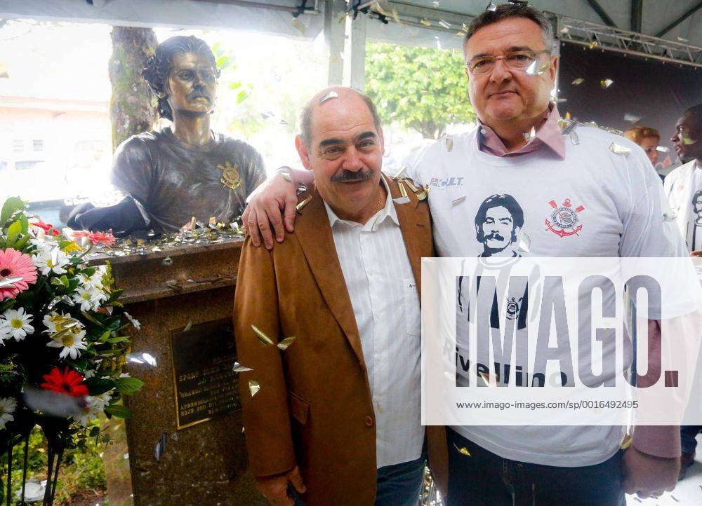 Feierliche Enthüllung einer Büste von Roberto Rivellino, ehemaliger Spieler der Corinthians Sao Paulo Brasilien. 2014. .24 05 2014( xRodrigoxCocax