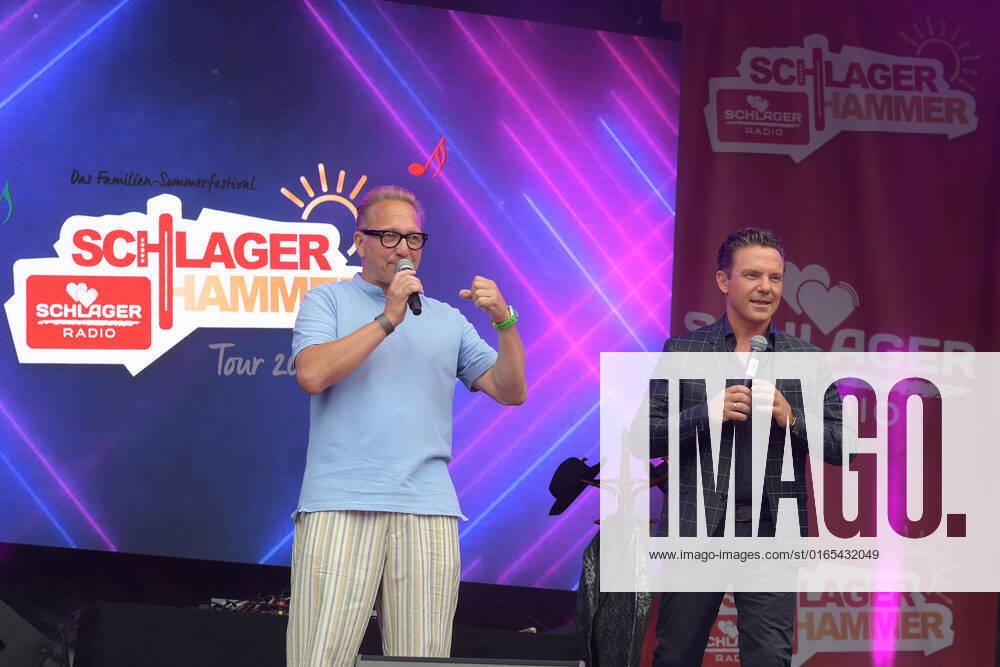 PK to the 8 ten schlagerHammer 2022 Oliver Dunk, Stefan Mross at the 8 Schlager Hammer, venue in ORANIENBURG at the Orangerie Berlin 13 08 2022 Photopress Mueller Photopress Mueller