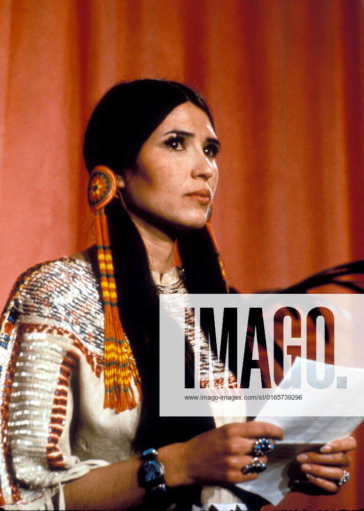 Aug 16, 2022: The Academy has apologized to SACHEEN LITTLEFEATHER, a Native American activist and actress booed off stage at the Oscars nearly 50 years ago. She appeared on live TV in 1973 to refuse an Oscar on behalf of Marlon Brando, who had won the best actor prize for The Godfather. Brando rejected the award because of misrepresentation of Native Americans by the US film industry. FILE PHOTO SHOT ON: 1973, Los Angeles, USA: Sacheen Littlefeather gives speech during 1973 Academy Awards. U.S. - ZUMAg49_ 20110101_gaf_g49_98581