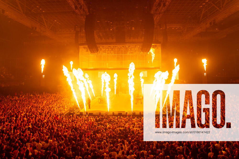 Karpe Oslo, Norway. 18th, August 2022. The Norwegian rap duo Karpe performs a live concert at Oslo Spektrum in Oslo. The duo consists of the two rappers Magdi Omar Ytreeide Abdelmaguid and Chirag Rashmikant Patel. Photo credit: Gonzales Photo - Per-Otto Oppi). Oslo Norway