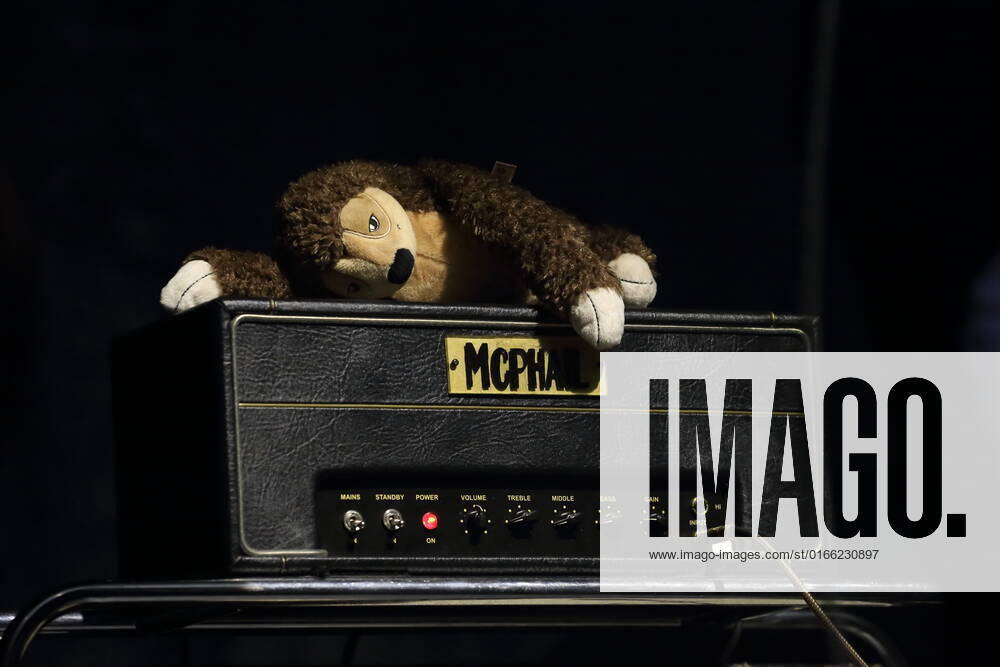 A stuffed animal from the band Tocotronic at a concert at Columbiahalle in Berlin, 20 August 2022 Tocotronic concert Berlin