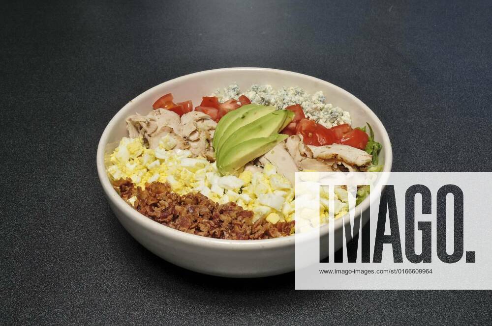 American Cobb Salad, Authentic and traditional American cuisine known as the cobb salad, Authentic and traditional American cuisine known as the cobb salad, 06.03.2021,