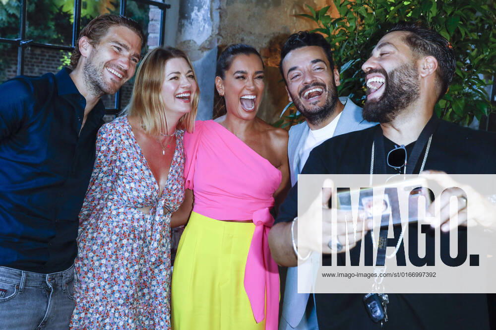 Benjamin Baarz, Nina Bott, Jana Ina Zarrella and Giovanni Zarrella at the launch of the first eyewear collection of Jana Ina Zarrella x eyes more at The New Yorker Harbour Club Cologne, 25 08 2022 Foto:xR.xSchmiegeltx xFuturexImage