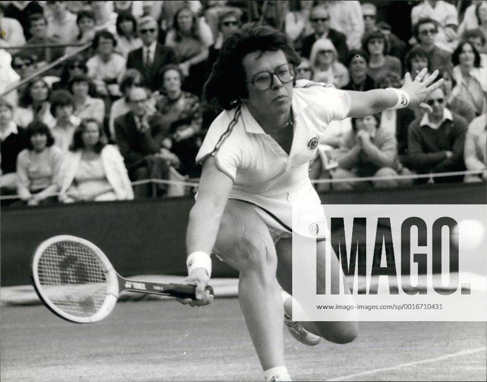 Jun. 06, 1980 - Billy Jean King Beats Shriver.L Billy Jean King (US) seen is play against Miss Shriver (US) at Wimbledon today Miss King won. - ZUMAk09