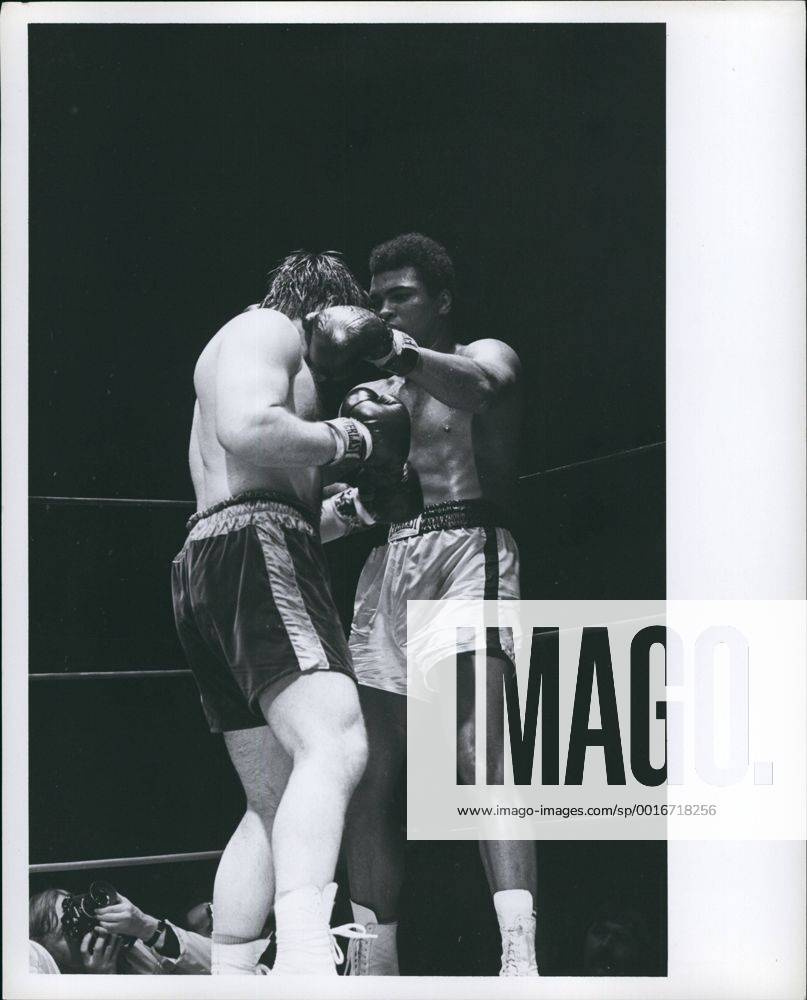 Muhammad Ali - George Chuvalo Fight Vancouver - ZUMAk09