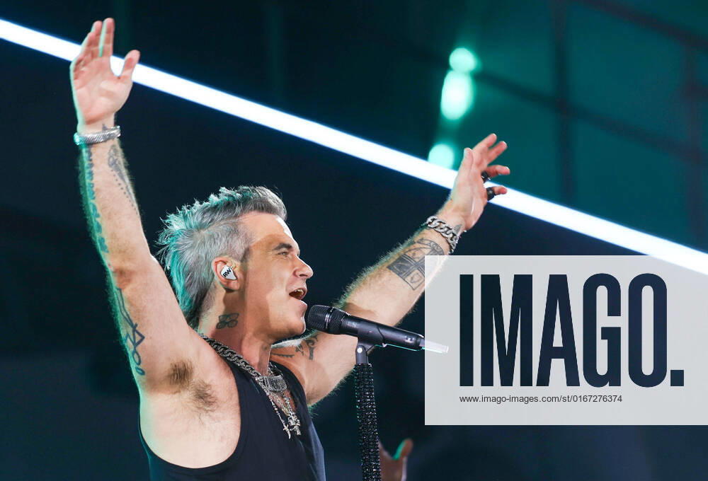 Munich, GER, Bavaria Sounds, Munich, ROBBIE WILLIAMS, pictured Robbie Williams, concert,