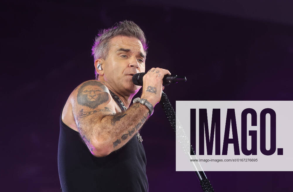 Munich, GER, Bavaria Sounds, Munich, ROBBIE WILLIAMS, pictured Robbie Williams, concert,