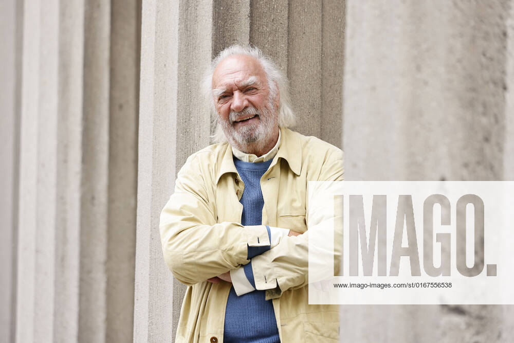 Achim Wolff at the photo session for the annual PK 2022 of the Schlossparktheater in Berlin on 29 08 2022 annual PK of Dieter Hallervordens Schlosspark Theater in Berlin