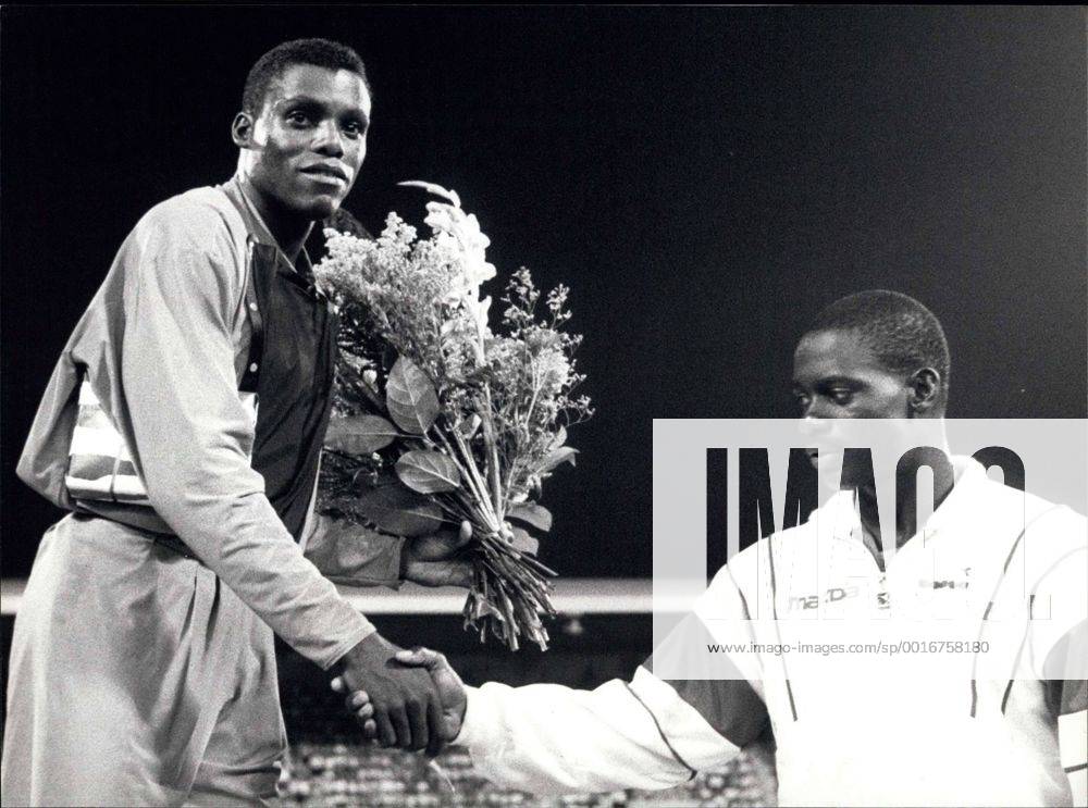 Aug. 18, 1988 - Lewis triumphed over Johnson: Carl Lewis (l.) of the United States receives congratulations from Canada s Ben Johnson. Lewis defeated Johnson in the men s 100 meyer competition in Zurich (Switzerland) on August, 17. - ZUMAk09