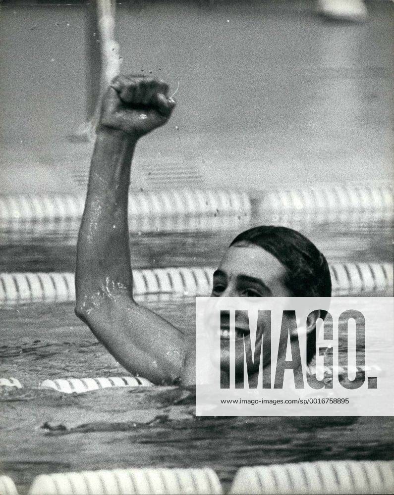 Sep. 09, 1972 - BAN ON AMERICAN SWIEMER FOLLOWING A DOPE TEST, RICK DEMONT, an American swimmer, who won an Olympic gold medal in the 400-metres free-style in Munich on Friday last, wan withdrawn from the 1,500 metres yesterday because of the positive result of a dope test. Dem,nt uses a nasal spray for aethma attacke and ephedrine was found in his urine., ACKNOWLEDGING THE CHEERS when he watt the gold medal in the 400-metres free-style swim last Friday. - ZUMAk09