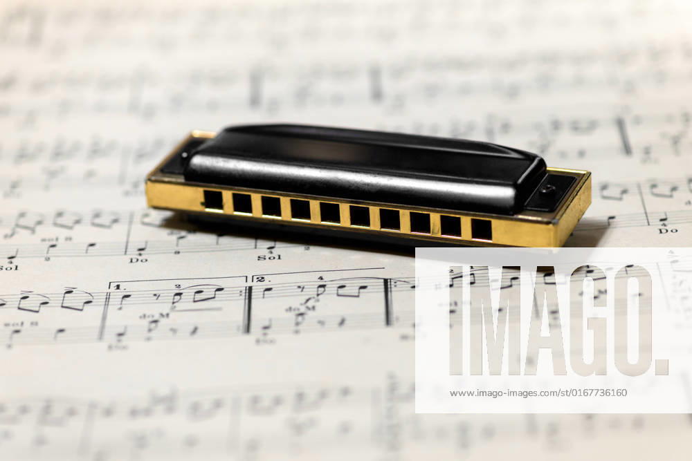 Sheet music,mouth harmonica,sheet musics,harmonicas 3ro-hot