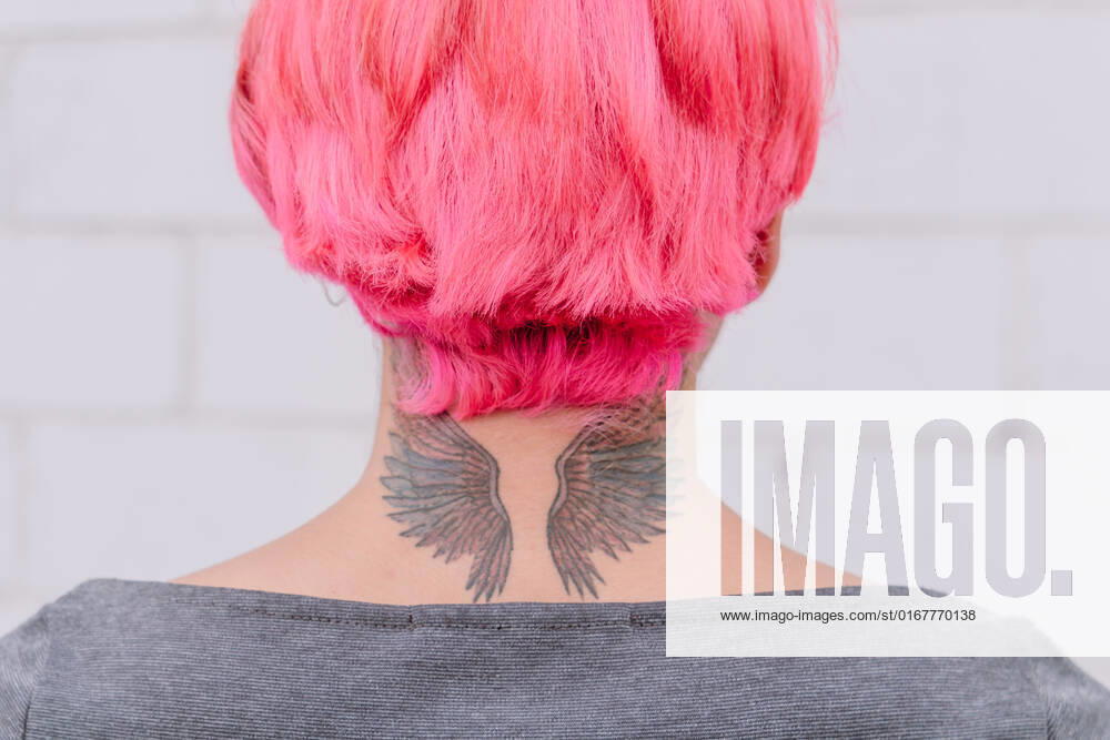 Style,tattoo,neck,angel wings,styles,tattoos,necks,angel wing 539-kj2 ,model released, Symbolfoto
