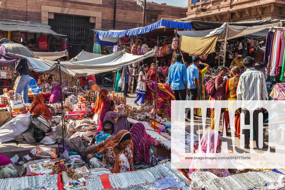 Street scene,jodhpur,street sales,bazaar,street scenes,jodhpurs,sales,asian market,bazaars 58d-gi9