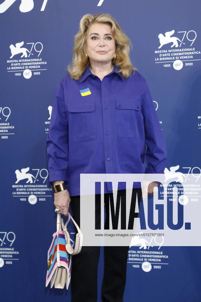 Catherine Deneuve at the photocall on the occasion of the award of the Golden Lion for Lifetime Achievement at the Biennale di Venezia 2022 79 Venice International Film Festival at Palazzo del Casino Venice, 31 08 2022. Foto:xD.xBedrosianx xFuturexImage