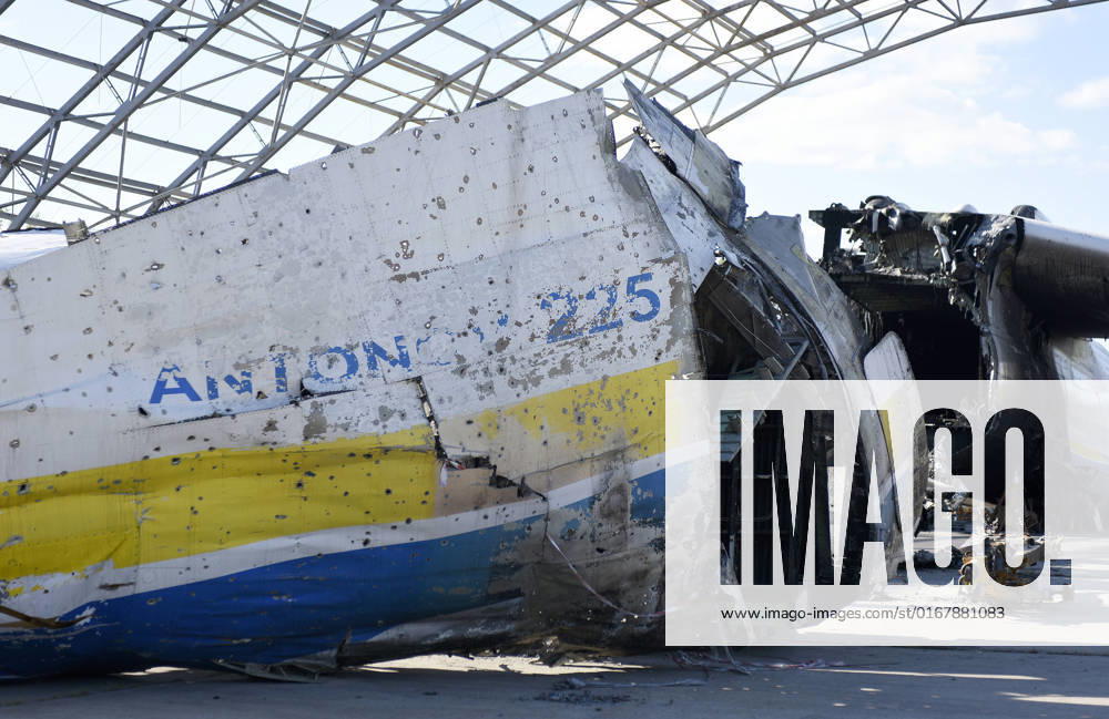 KW35 Antonov Airport KYIV REGION, UKRAINE - AUGUST 30, 2022 - The Antonov An-225 Mriya, the world s largest cargo plane, destroyed by Russian troops is pictured at Antonov Airport near Hostomel, Kyiv Region, northern Ukraine. NO USE RUSSIA. NO USE BELARUS. Kyiv Region Ukraine
