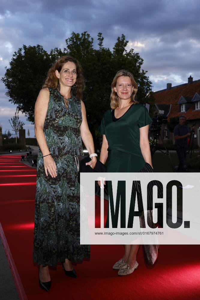 Actress Caroline Peters r with guest at the Cologne Emmy Cocktail 2022 on the occasion of the 16 Cologne Jury Session of the International Emmy at Arff Castle Cologne, 31 08 2022 NRW Germany.