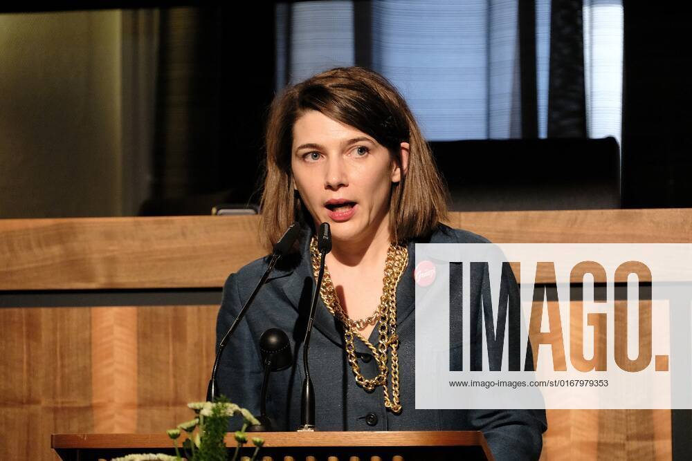 Kassel Annual award by the BrücknerKühnner Foundation and the City of Kassel AnaÃ¯s Meier receives the Förderpreis Komische Literatur 2022 Image shows award winner AnaÃ¯s Meier