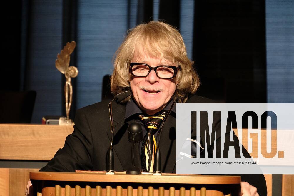 Kassel Annual award by the BrücknerKühnner Foundation and the City of Kassel Helge Schneider will receive the Kassel Literature Award for Grotesque Humor in 2022 Picture shows award winner Helge Schneider