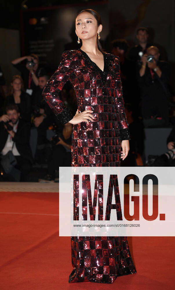 Japanese actress Fumino Kimura, arrives for the premiere of Love Life during the 79th annual Venice International Film Festival, in Venice, Italy, 05 September 2022.The movie is presented in official competition Venezia 79 at the festival running from 31 August to 10 September 2022. ANSA CLAUDIO ONORATI. VENICE ITALY - ZUMAa110 20220905_zaf_a110_185
