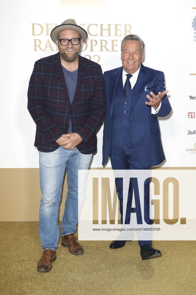 Gregor Meyle and Roland Kaiser at the German Radio Awards 2022 at Schuppen 52 Hamburg, 08 09 2022 Foto:xC.xTamckex xFuturexImage