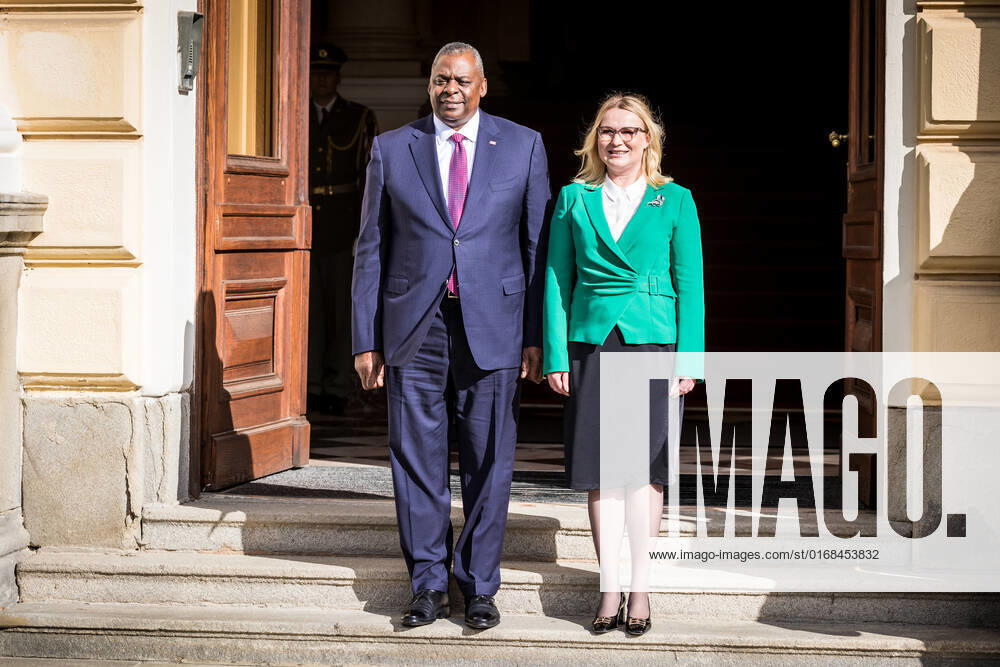 U.S. Secretary of Defense Lloyd Austin, left, and Czech Defence Minister Jana Cernochova during the official welcoming ceremony in Prague, Czech Republic, on Friday, September 9, 2022. (CTKxPhoto JaroslavxSvoboda) CTKPhotoP2022090903324 SVO 4