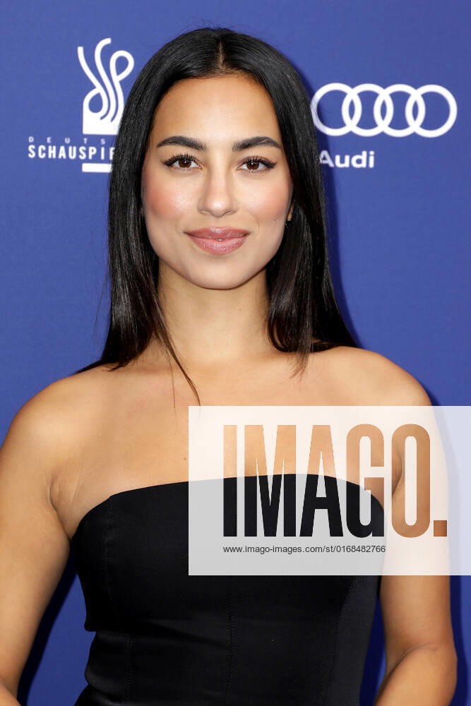 Gizem Emre at the German Drama Award ceremony on 9 09 2022 German Drama Award 2022 ceremony in Berlin
