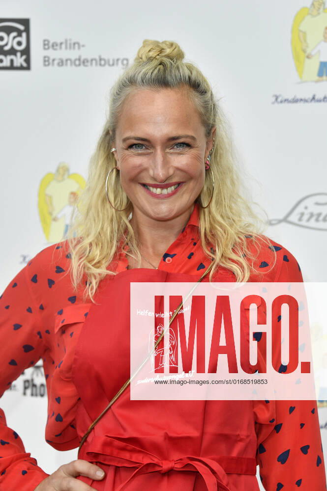 Eva Mona Rodekirchen at the PSD Gala of the Child Guardian Angels 2022 in the Prinz Eisenherz Restaurant in the Filmpark Babelsberg Potsdam, 09 09 2022 Foto:xN.xKubelkax xFuturexImage