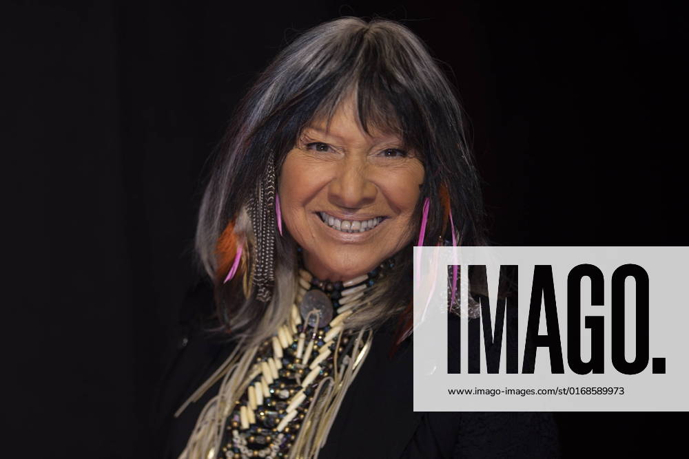 Toronto, ON, CAN: Buffy-Sainte Marie arrives to the Toronto International Film FestivalöÄÃ s Tribute Award, in Toronto, Sunday, Sept. 11, 2022. Toronto CAN - ZUMAc35_ 20220911_zaf_c35_188