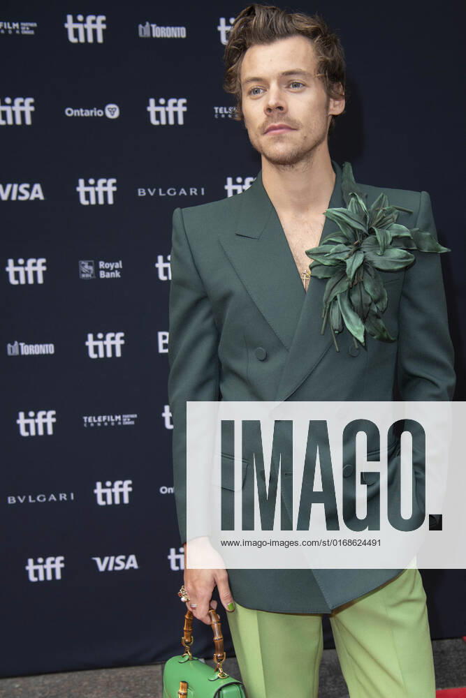 Harry Styles attends Ã¢â‚¬oe My PolicemanÃ¢â‚¬Â Premiere during the 2022 Toronto International Film at The Princess of Wales Theatre. Toronto Canada - ZUMAr123 20220911_zap_r123_020