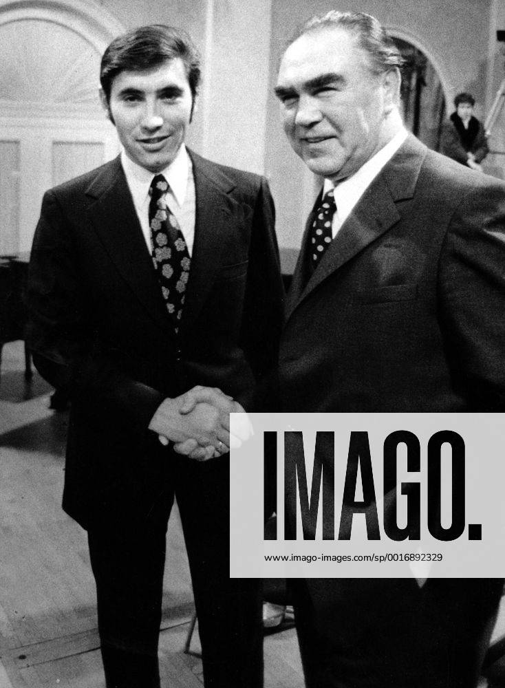 Eddy Merckx (li., Belgien) und Max Schmeling (BR Deutschland)