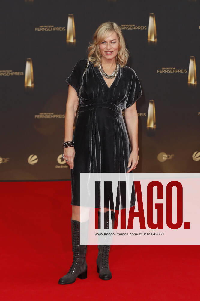 The German Television Award 2021 Gesine Cukrowski on the red carpet at the award ceremony The German Television Award The TV Highlights of the Year on September 14 at MMC Studios Cologne