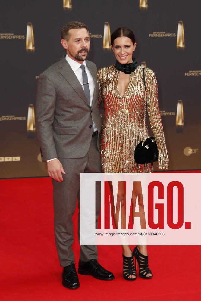 The German Television Award 2021 Klaas Heufer circulation with Doris Golpashin on the red carpet at the award ceremony The German Television Award The TV highlights of the year on September 14 in the MMC Studios Cologne