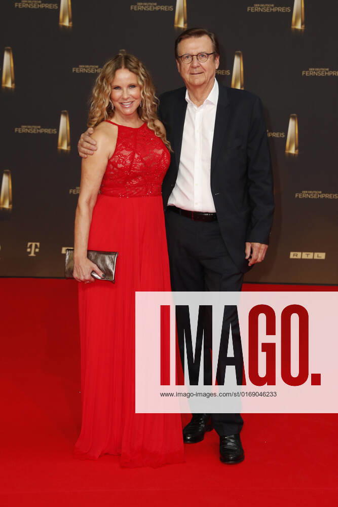 The German Television Award 2021 Katja Burkard with boyfriend Hans Mahr on the red carpet at the award ceremony The German Television Award The TV highlights of the year on September 14 at MMC Studios Cologne