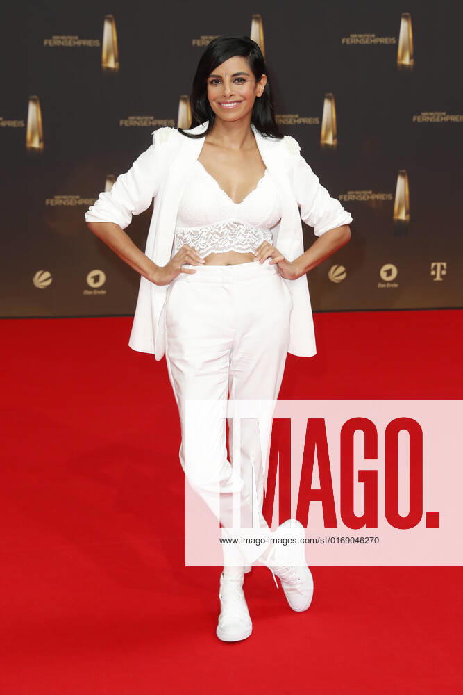 The German Television Award 2021 Collien Ulmen Fernandes on the red carpet at the award ceremony The German Television Award The TV highlights of the year on September 14 at MMC Studios Cologne
