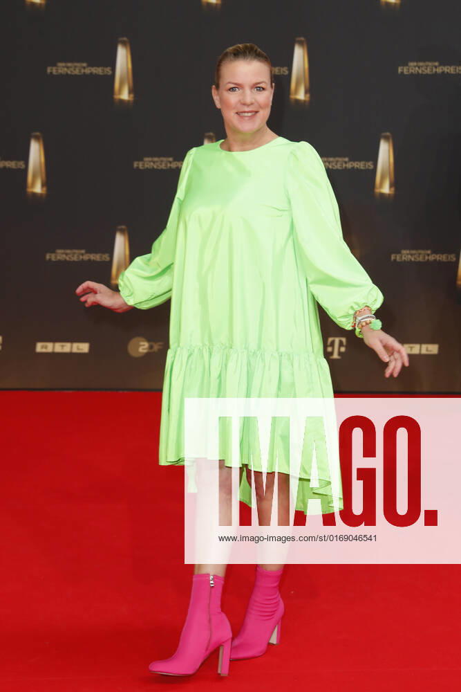 The German Television Award 2021 Mirja Boes on the red carpet at the award ceremony The German Television Award The TV Highlights of the Year on September 14 at MMC Studios Cologne