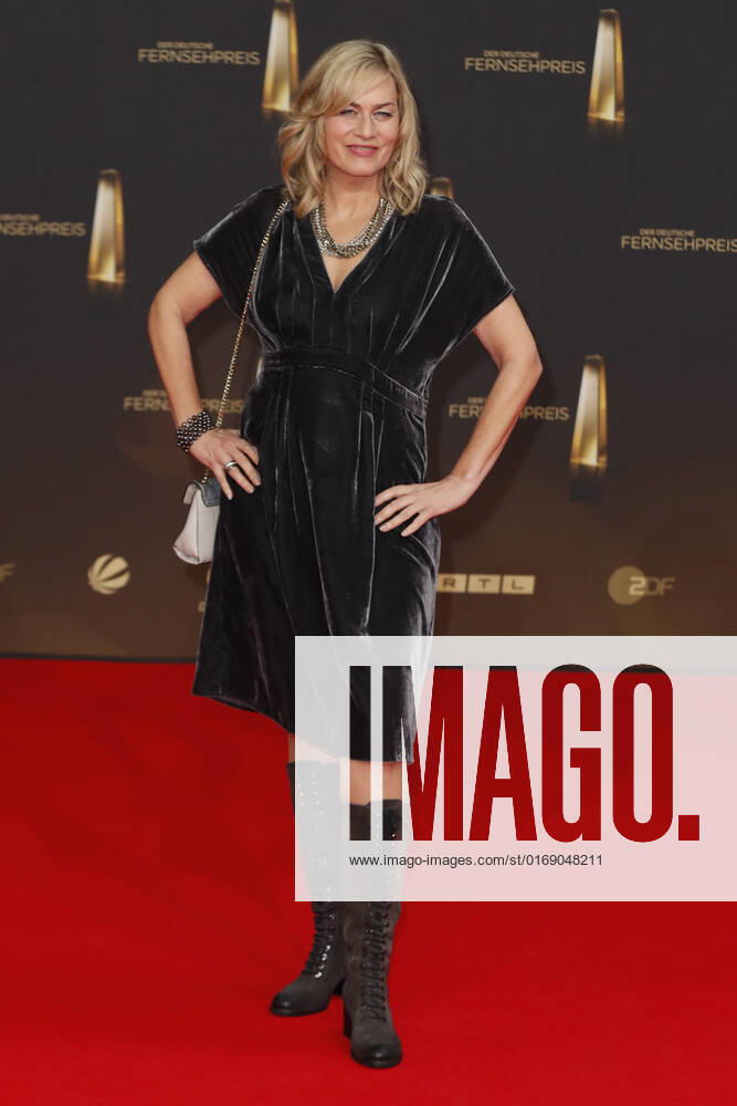 The German Television Award 2021 Gesine Cukrowski on the red carpet at the award ceremony The German Television Award The TV Highlights of the Year on September 14 at MMC Studios Cologne