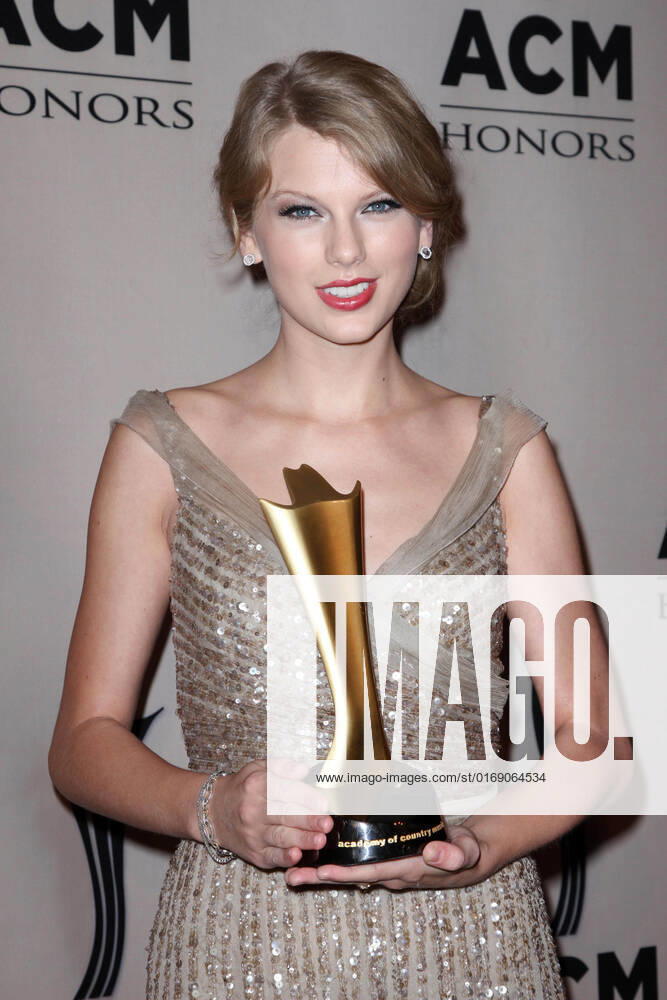 Taylor Swift at 2011 Academy Of Country Music Honors Gala, Ryman Auditorium, Nashville, TN 09-19-11 , 11626088.jpg, people, fame, entertainment, celebrity, event, star, famous, popular, talent, person,