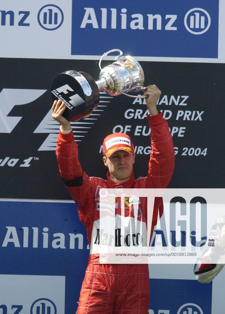 SCHUMACHER Michael Team Scuderia Ferrari Sieger Großer Preis von Europa 2004 auf dem Nürburgring.Sport Motorsport Formel 1 Siegeehrung. Copyright