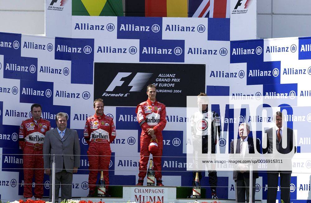 SCHUMACHER Michael Team Scuderia Ferrari Sieger Großer Preis von Europa 2004 auf dem Nürburgring.Sport Motorsport Formel 1 Siegeehrung mit Rubens Barrichello. Copyright