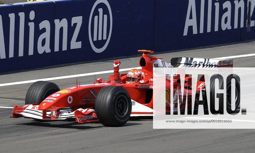 SCHUMACHER Michael Team Scuderia Ferrari Sieger Großer Preis von Europa 2004 auf dem Nürburgring.Sport Motorsport Formel 1 Jubel im Auto. Copyright